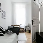 Your Gorgeous And Spacious Dream Free Parking Apartment Budapest