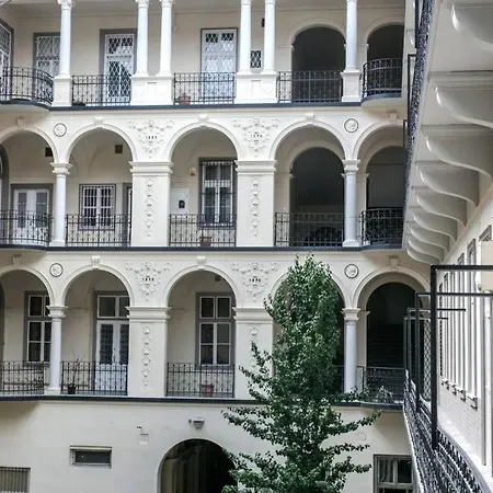 Your Gorgeous And Spacious Dream Free Parking Apartman *